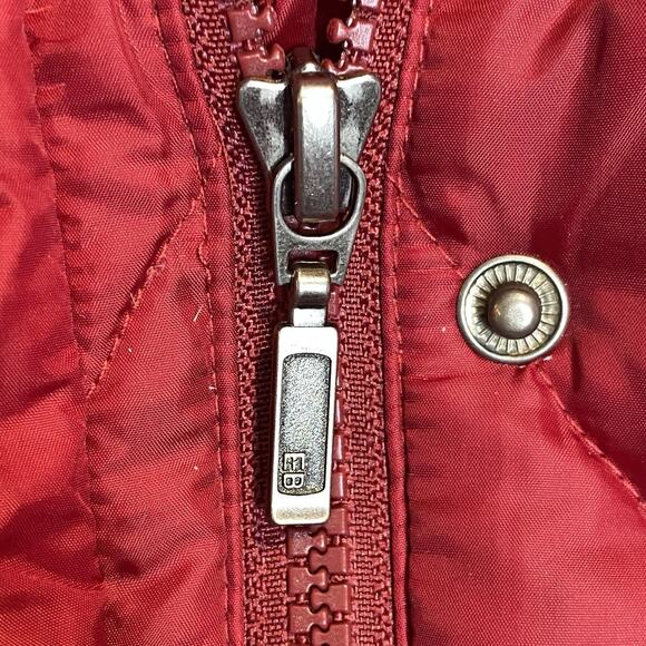 Eddie Bauer Quilted Goose Down Vest Women M Red Outdoor Gorpcore Cozycore Casual - Picture 5 of 11